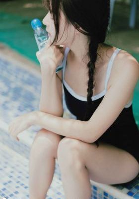 高举爱
