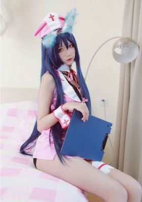 隐藏