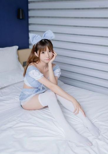 低头不见抬头见